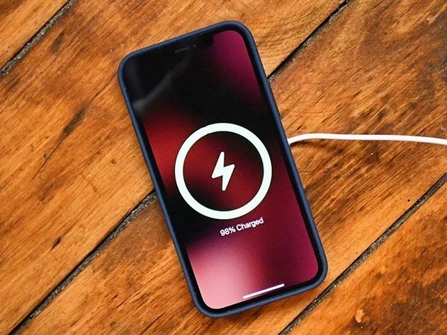 灯塔苹果手机维修分享iPhone 12可以随便充电吗 